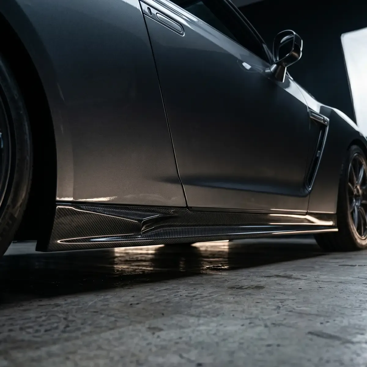 Side skirt body kit component